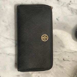 Tory Burch black wallet